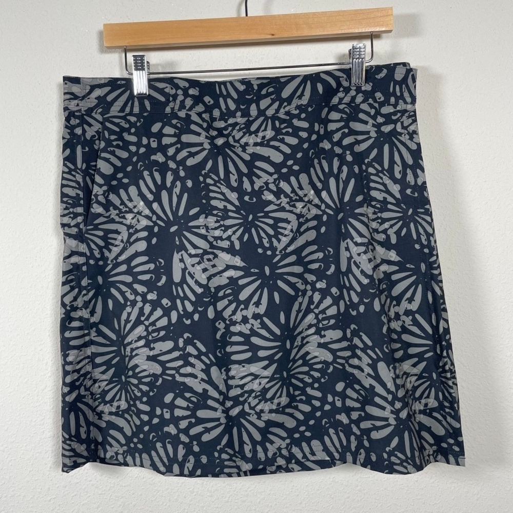 RipSkirt Hawaii Wrap Skirt Womens L Shibori Butterfly Charcoal NWT Beach Resort